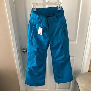Snowboarding pants